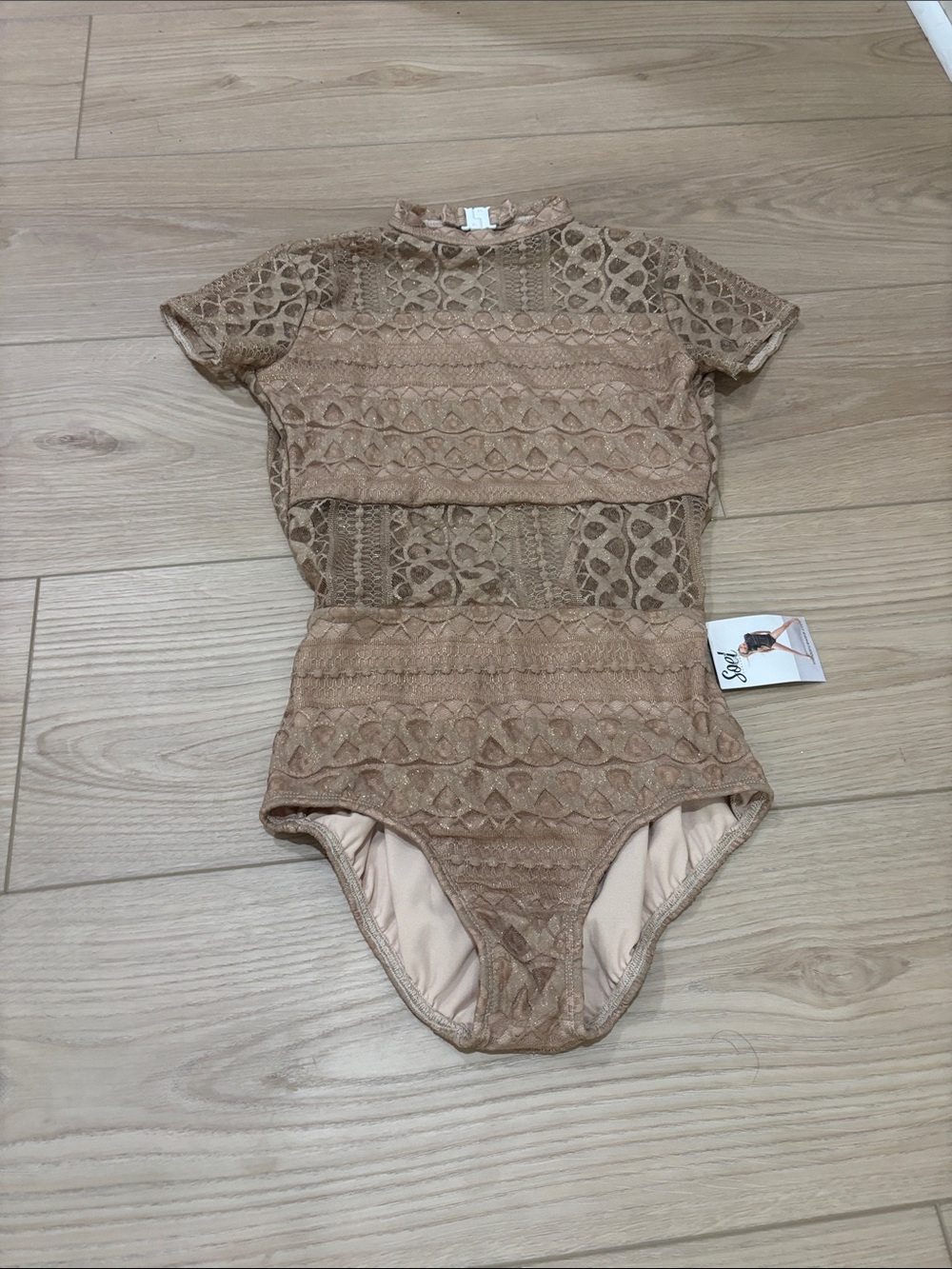Soel NWT Teen MEDIUM Short Sleeved Lace One-Piece Women’s Leotard - Neutral Tan
